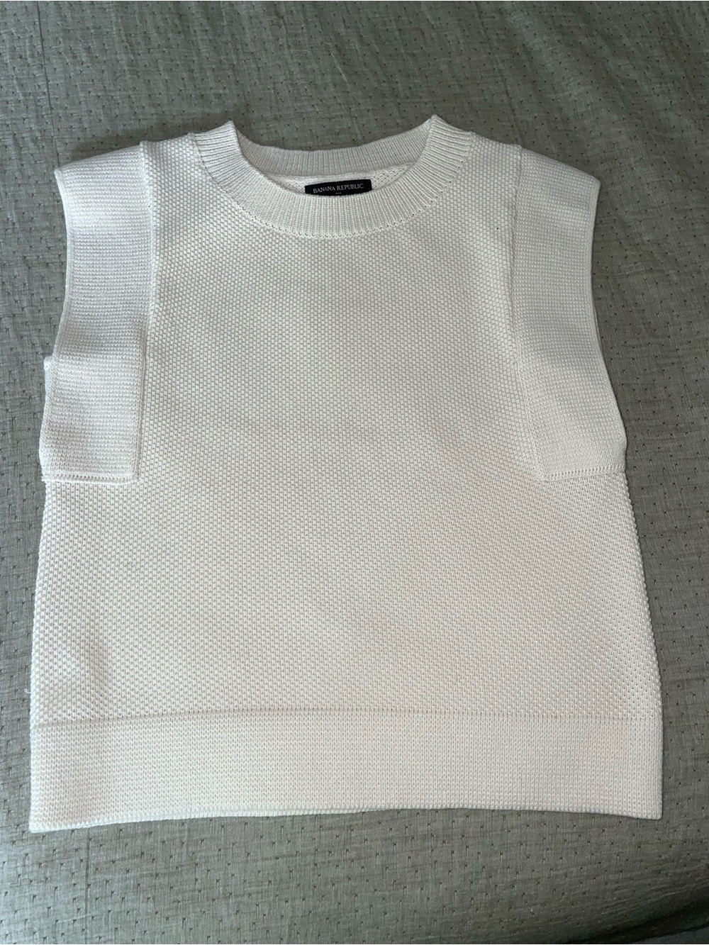 Banana Republic Cream Textured Knit Crewneck Sweater
